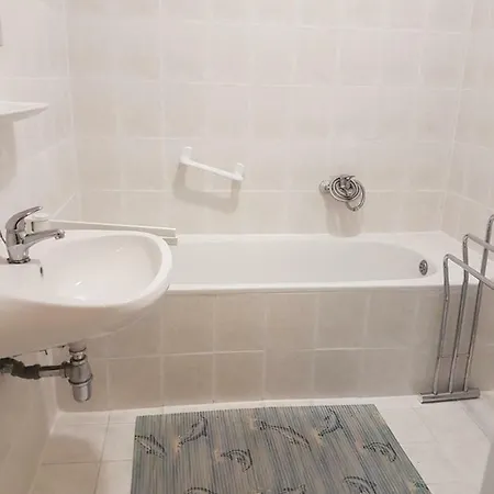 Erika Apartman